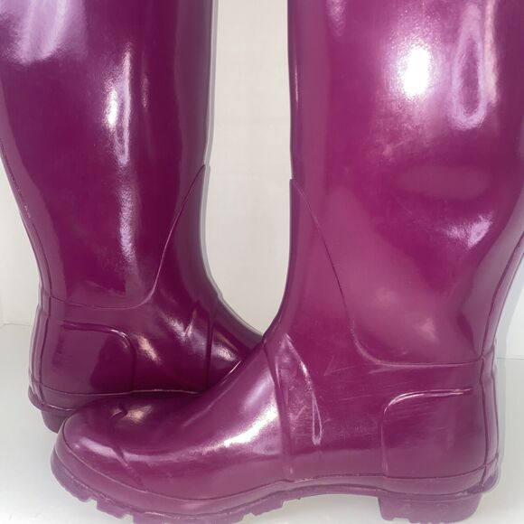 Hunter Wellies Rain Boot Size 8 Dark Pink Magenta Purple Glossy - Picture 8 of 9
